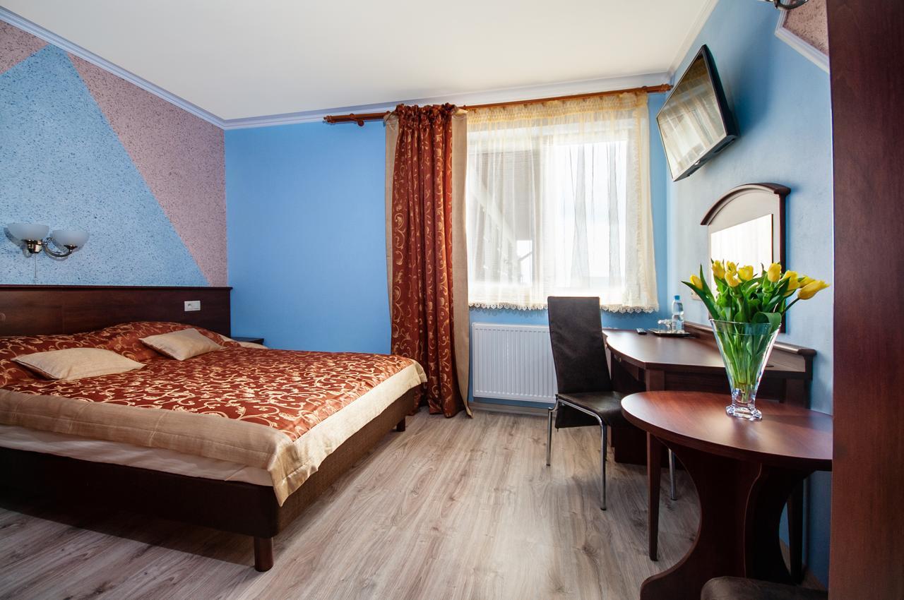 Hotel Irys Lublin Bagian luar foto