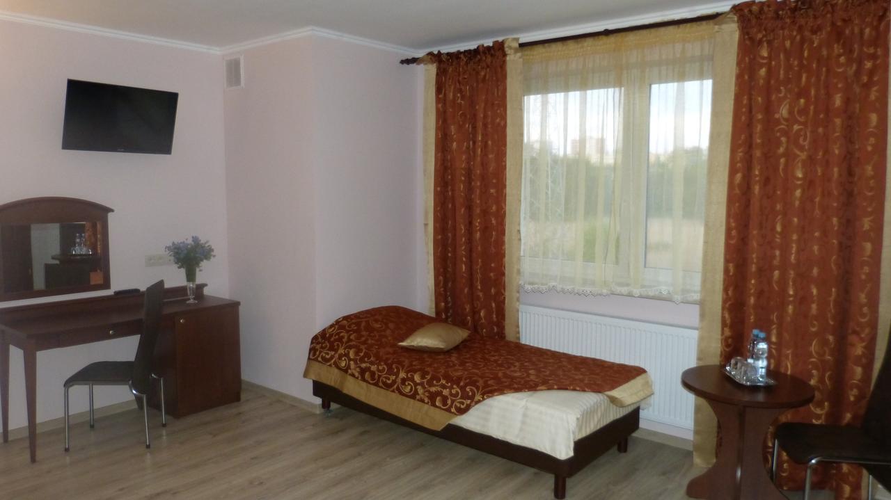Hotel Irys Lublin Bagian luar foto
