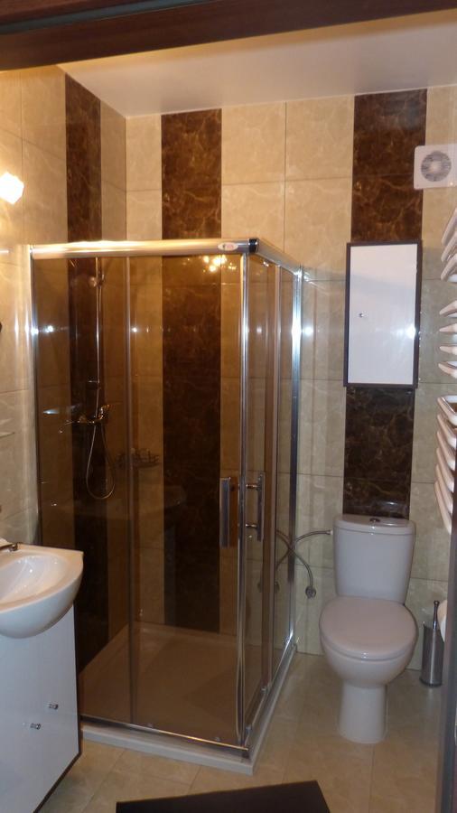 Hotel Irys Lublin Bagian luar foto